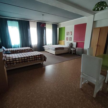 Strelets Hotel Bishkek Exterior photo