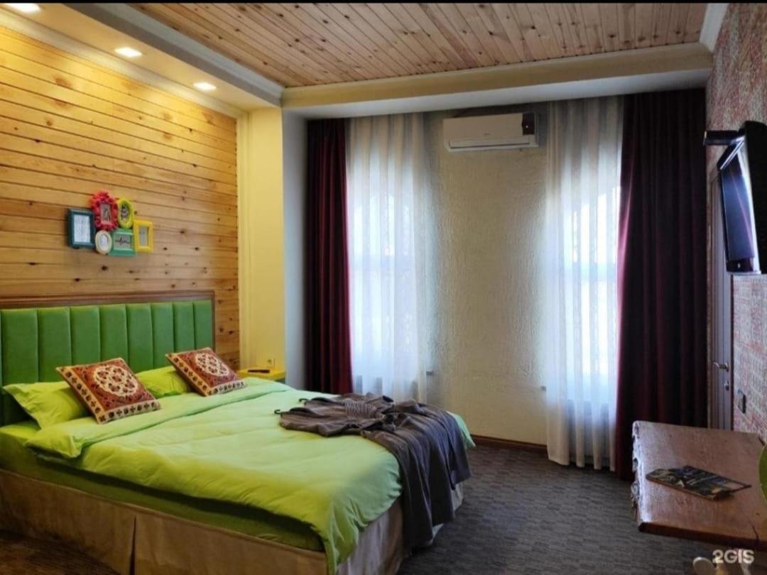 Strelets Hotel Bishkek Exterior photo